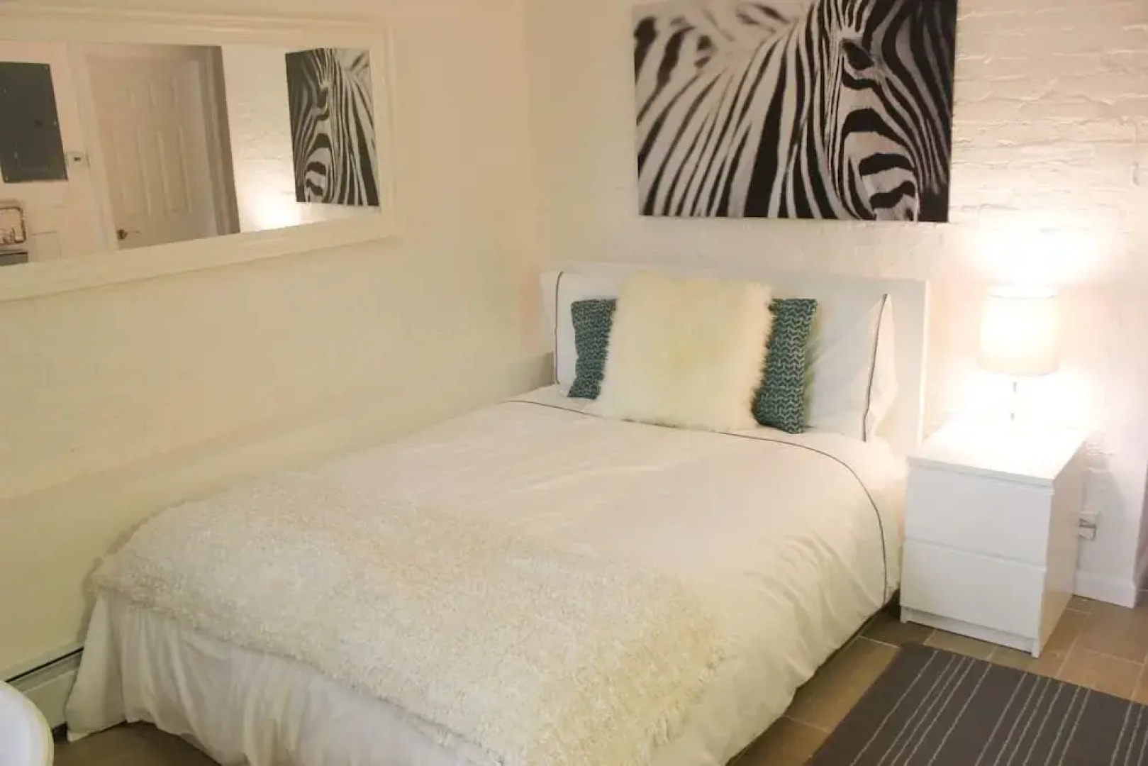 Comfy Studio in Boston's Back Bay Near Fenway Park