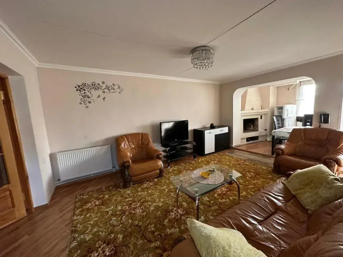 cozy 2-bedroom apartment in Gori