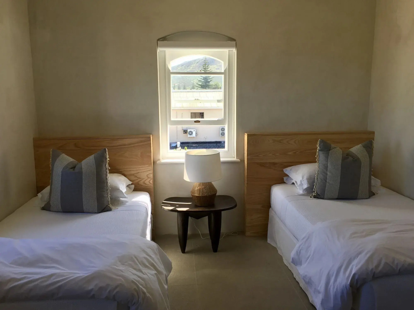 Auberge Burgundy Guest House