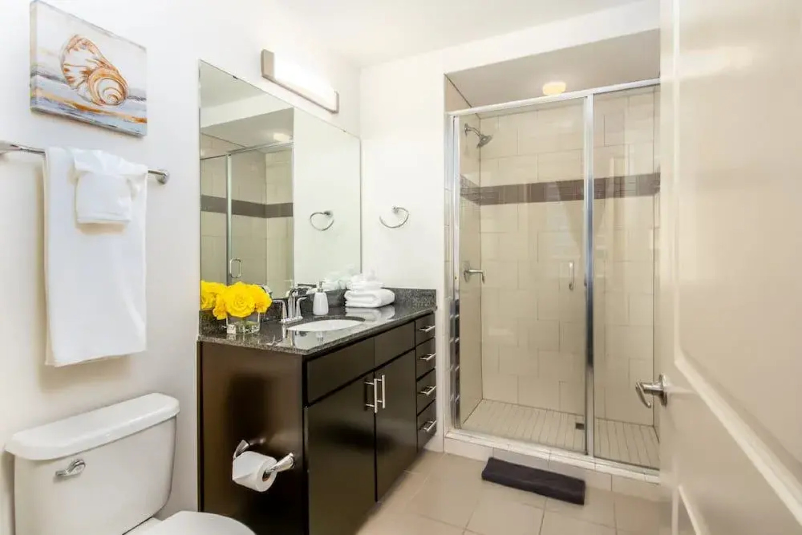 CHIC COLLECTION by NOHOTEL on 6th Street