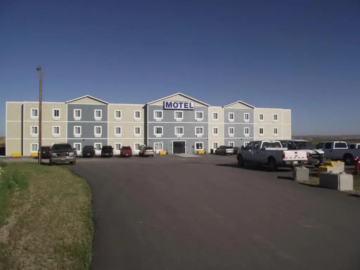 Ramada by Wyndham Williston