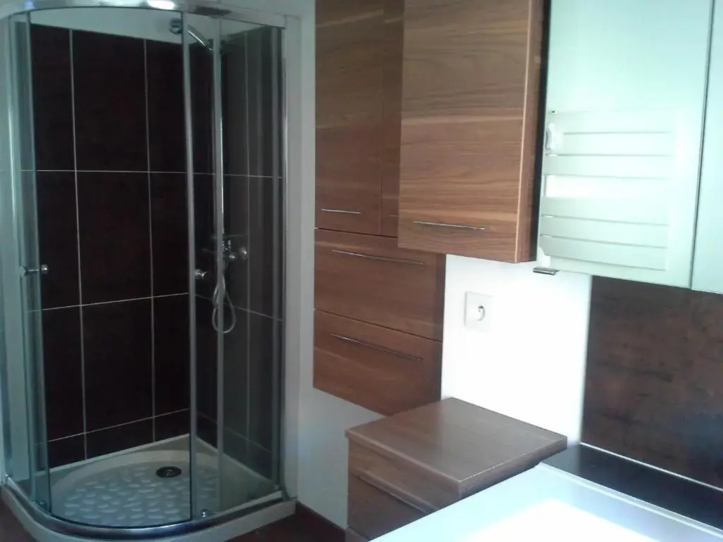 Magnifique appartement, face au Port de Granville, avec vue sur mer, à 200 m du centre ville.