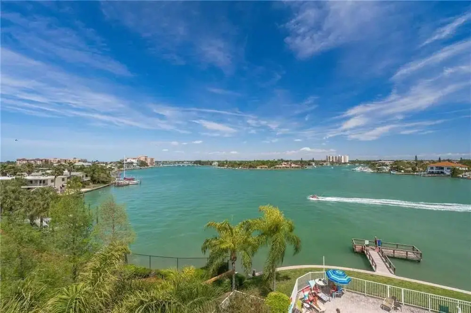 310 - Palms of Treasure Island