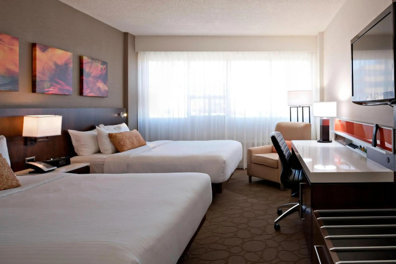 Delta Hotels by Marriott Edmonton South Conference Centre