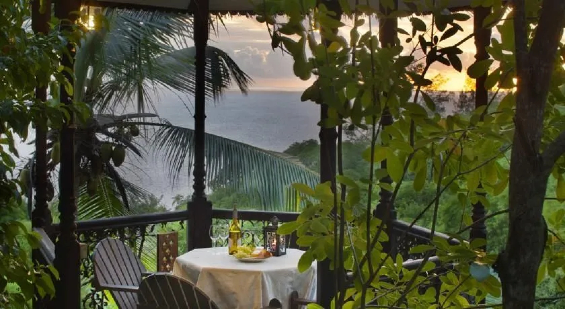 Residence on the Rocks