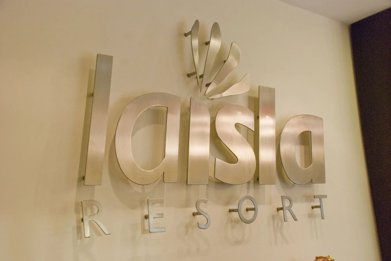 La Isla Resort