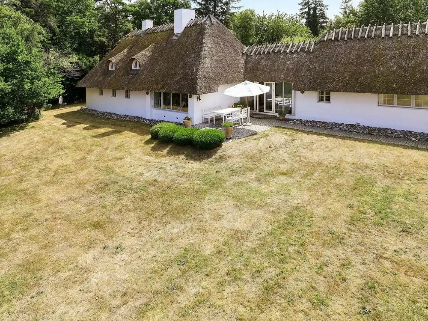 Rustic Holiday Home in Hovedstaden With Whirlpool