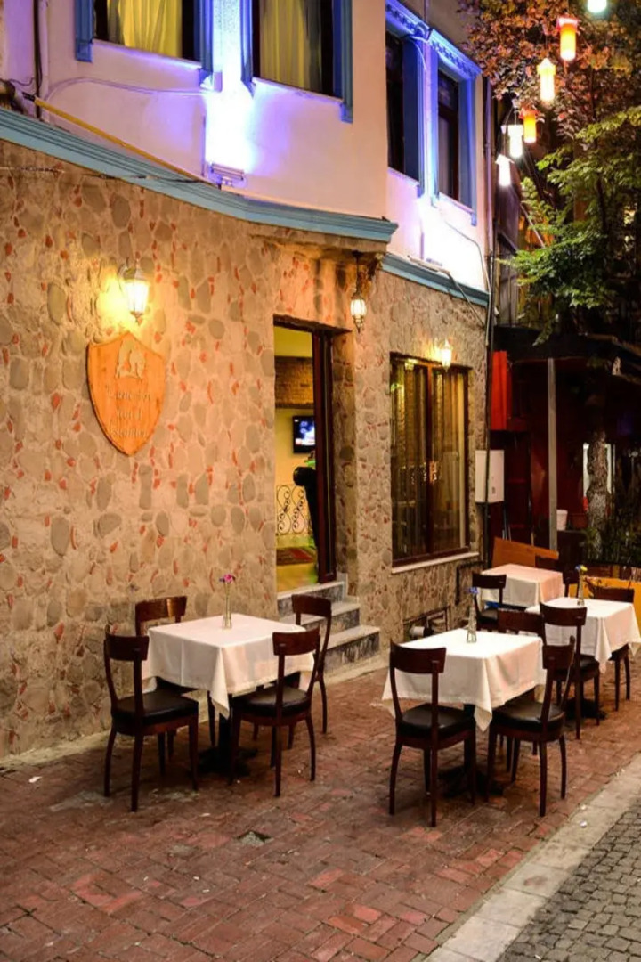 Kupa Pension Old City