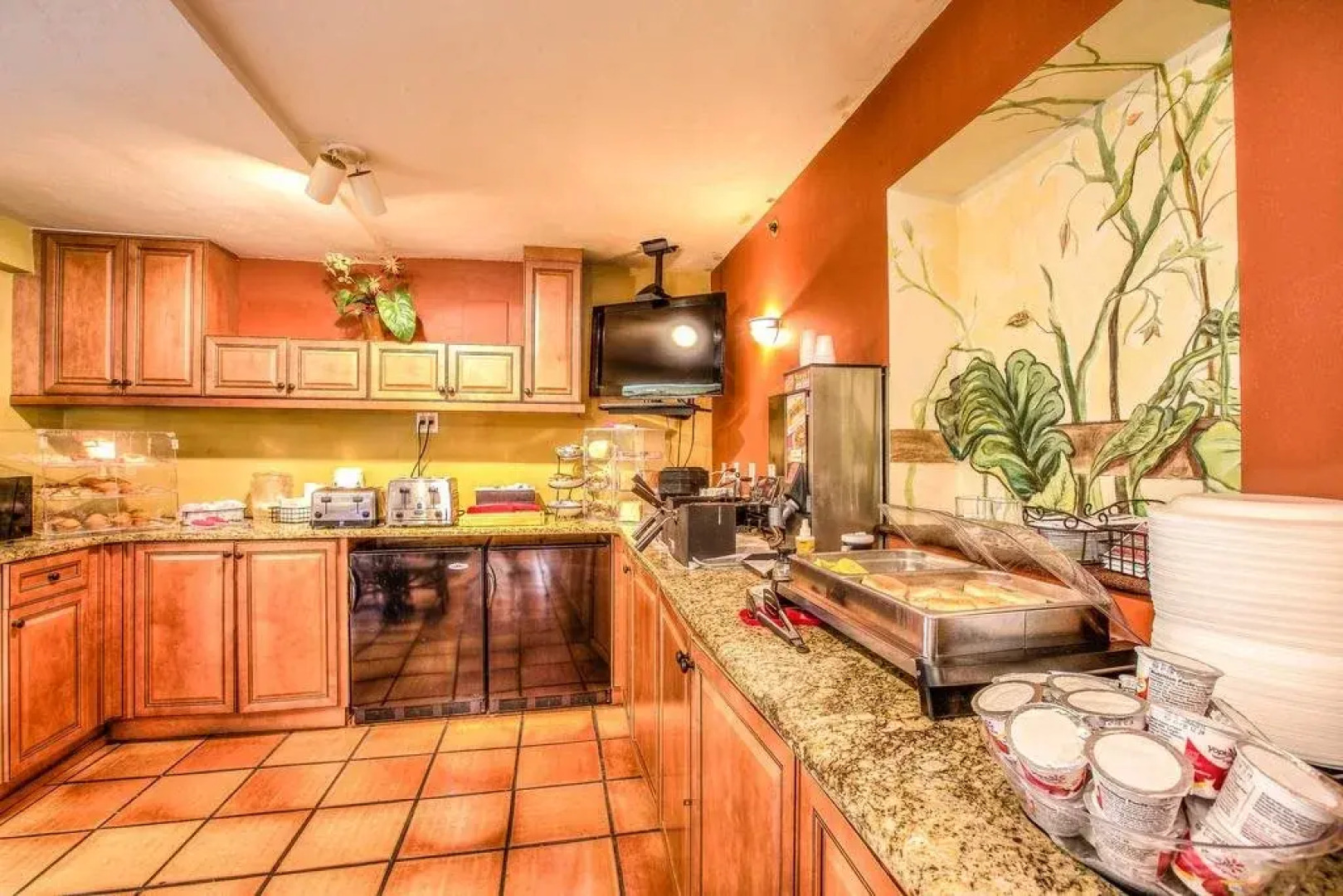 Inn of Naples, Tapestry Collection by Hilton