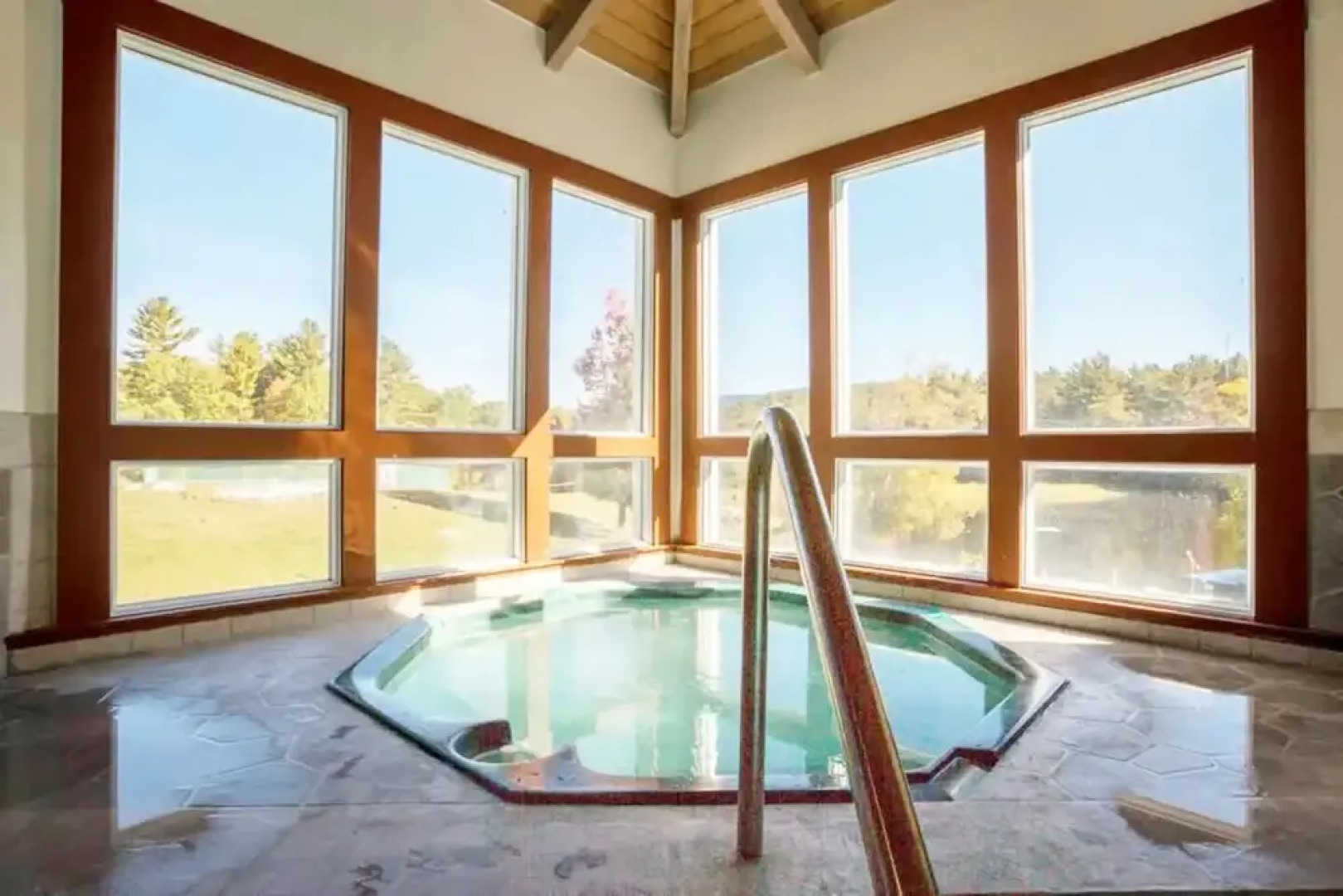 Stunning Mountain Retreat in Campton, Perfect for Skiing and Year-Round Fun by RedAwning