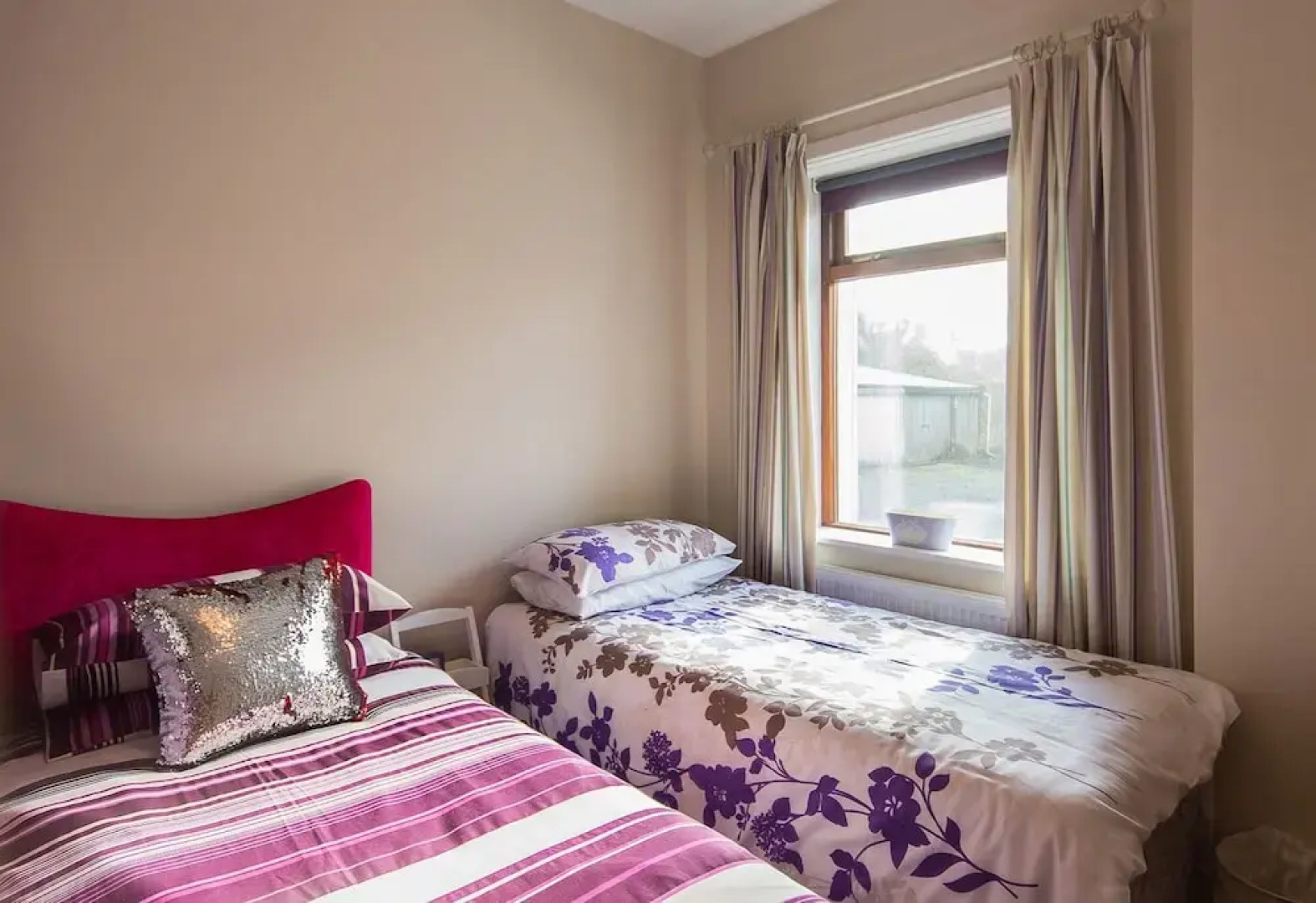 Family Beach House Located Within a Short Stroll of Waterville