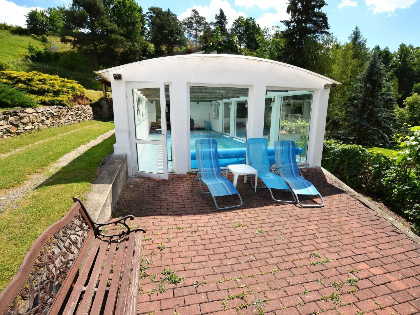 South Bohemia Family Escape