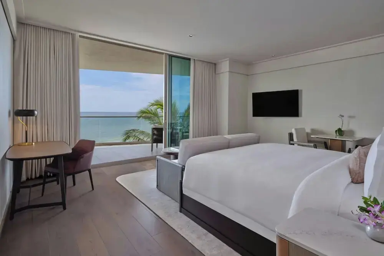 The St. Regis Longboat Key Resort