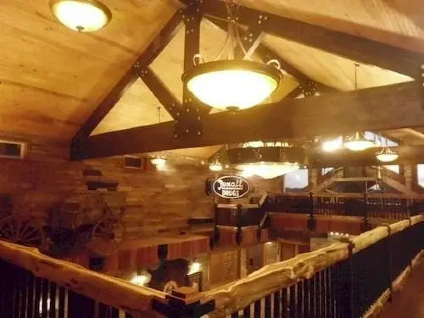 Antler Oaks Lodge and RV Resort