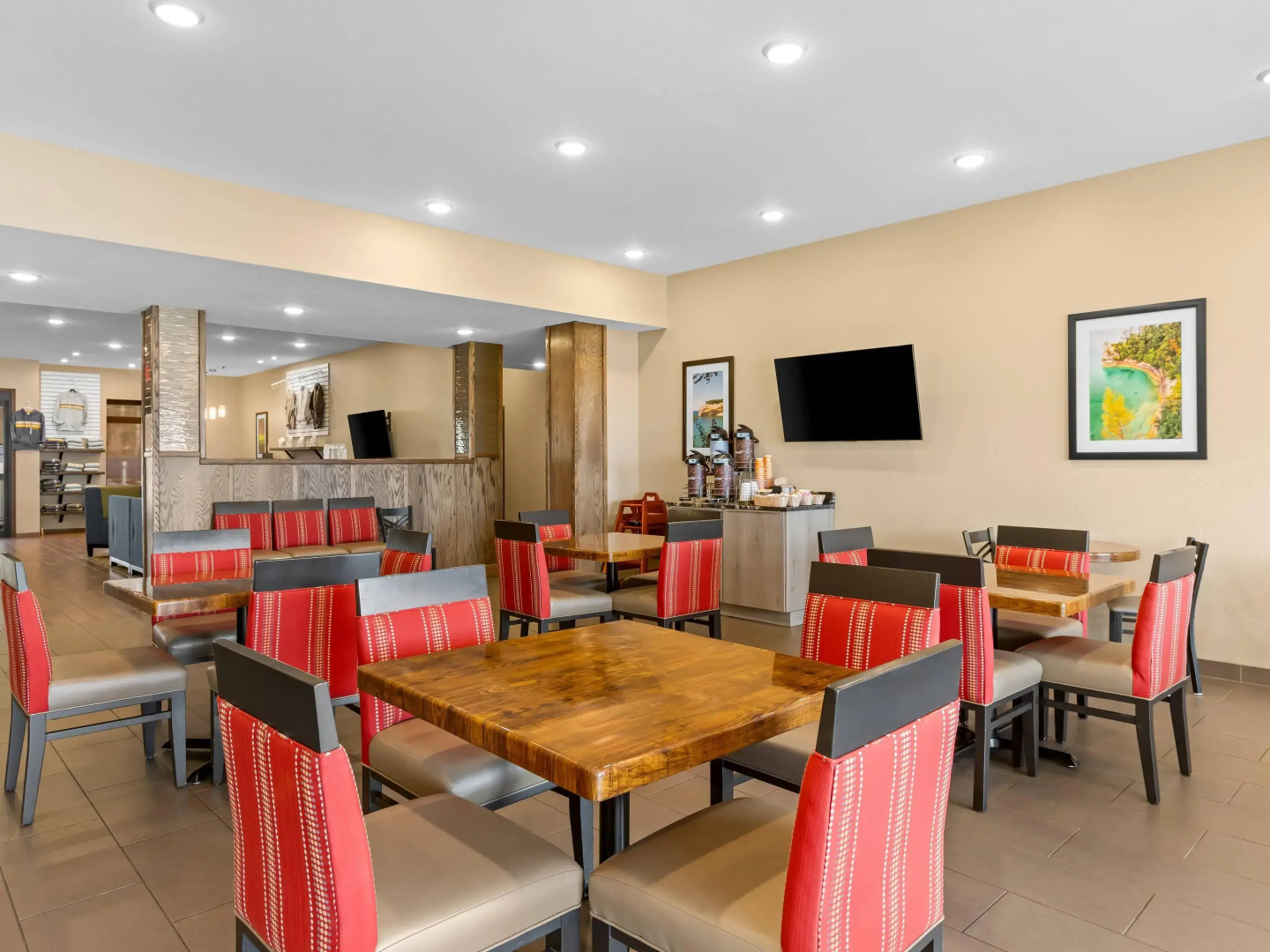 Comfort Inn & Suites Munising-Lakefront