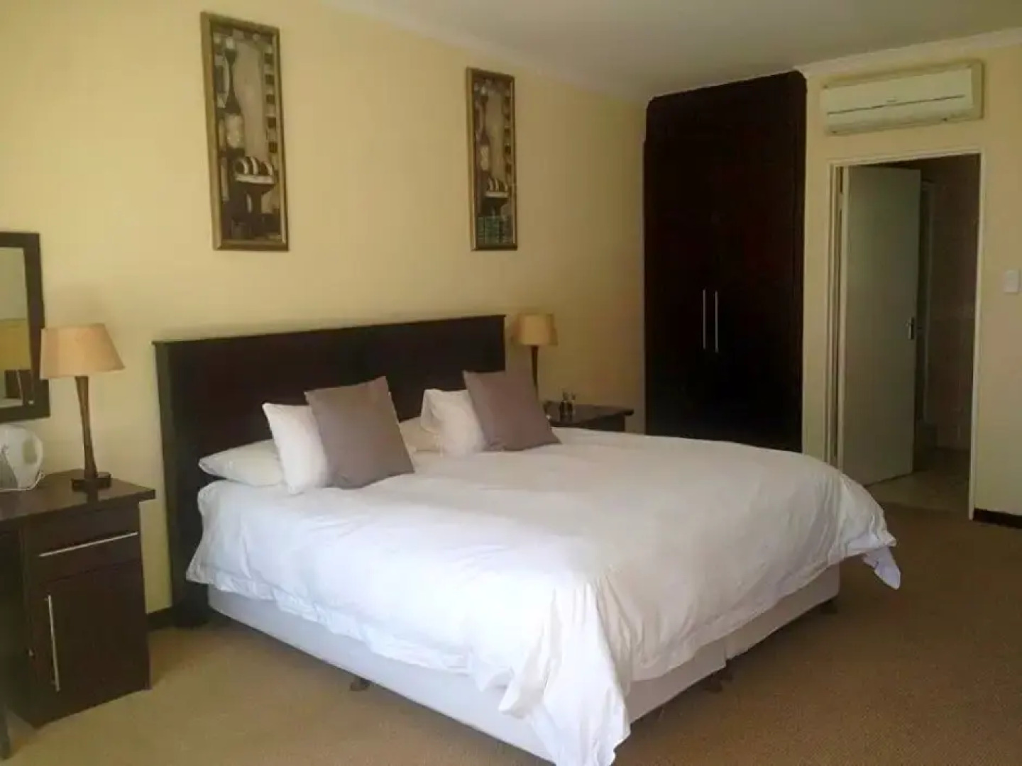 The Lazy Grape Guest Lodge