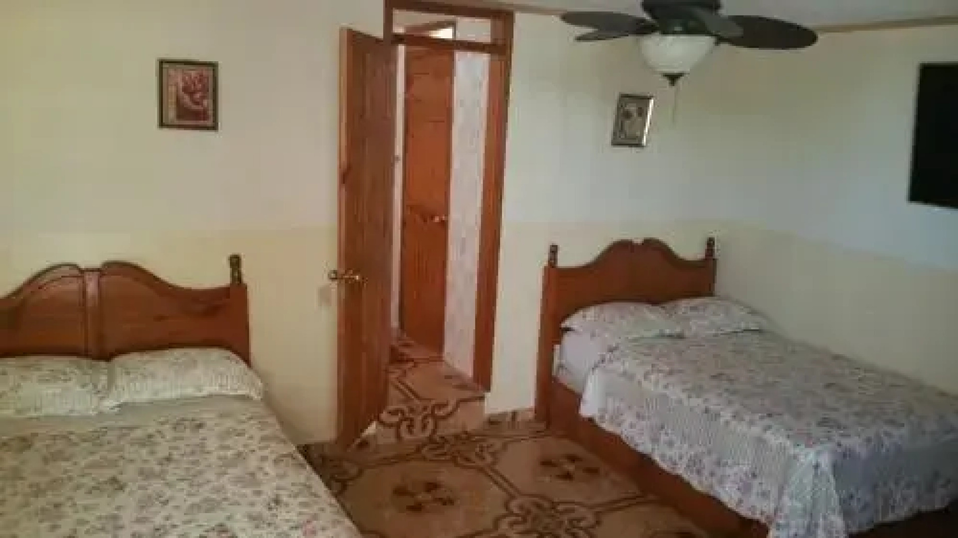 Estinfil Guesthouses