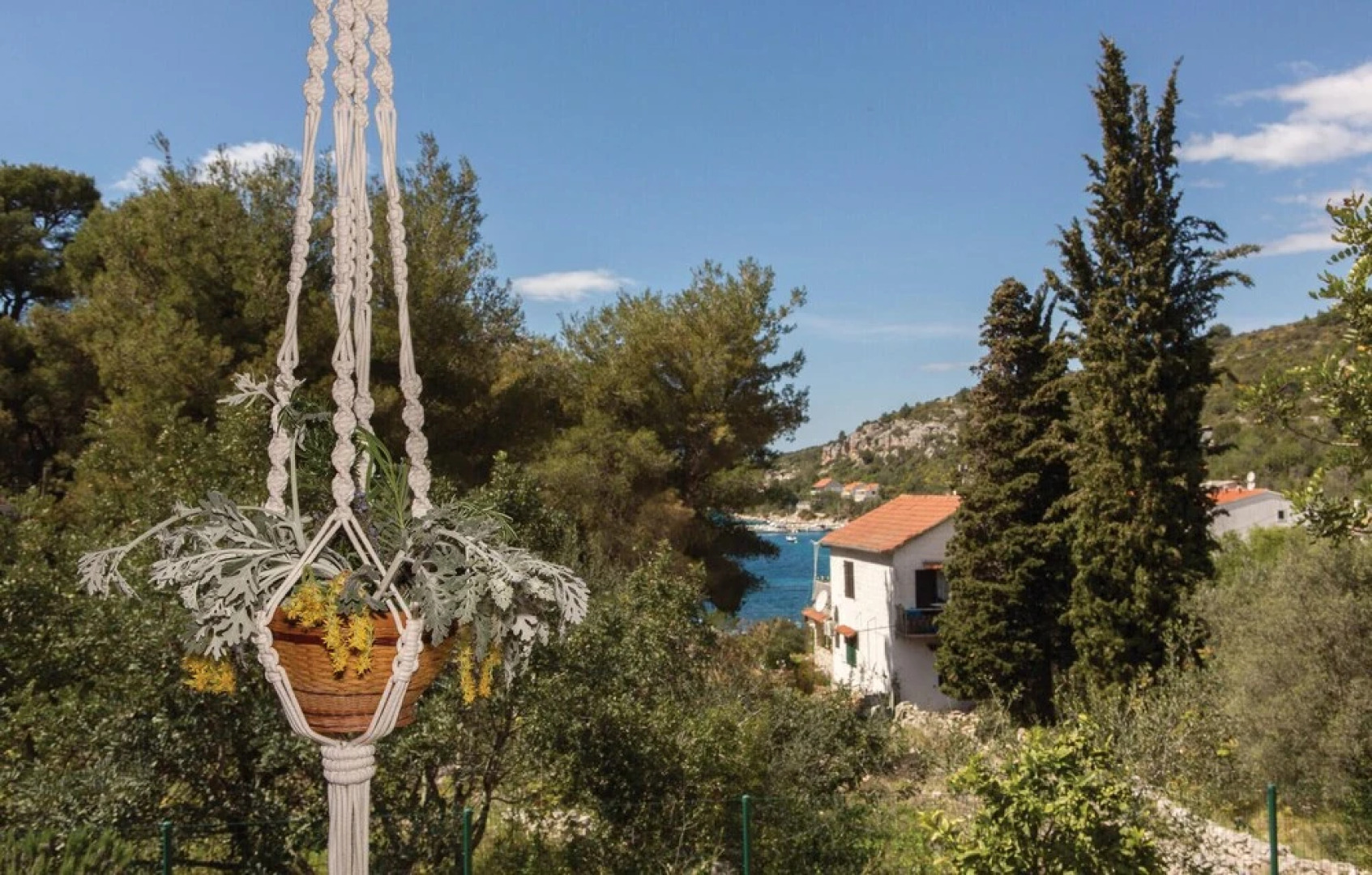 Awesome Home in Drvenik Veliki With Wifi and 1 Bedrooms