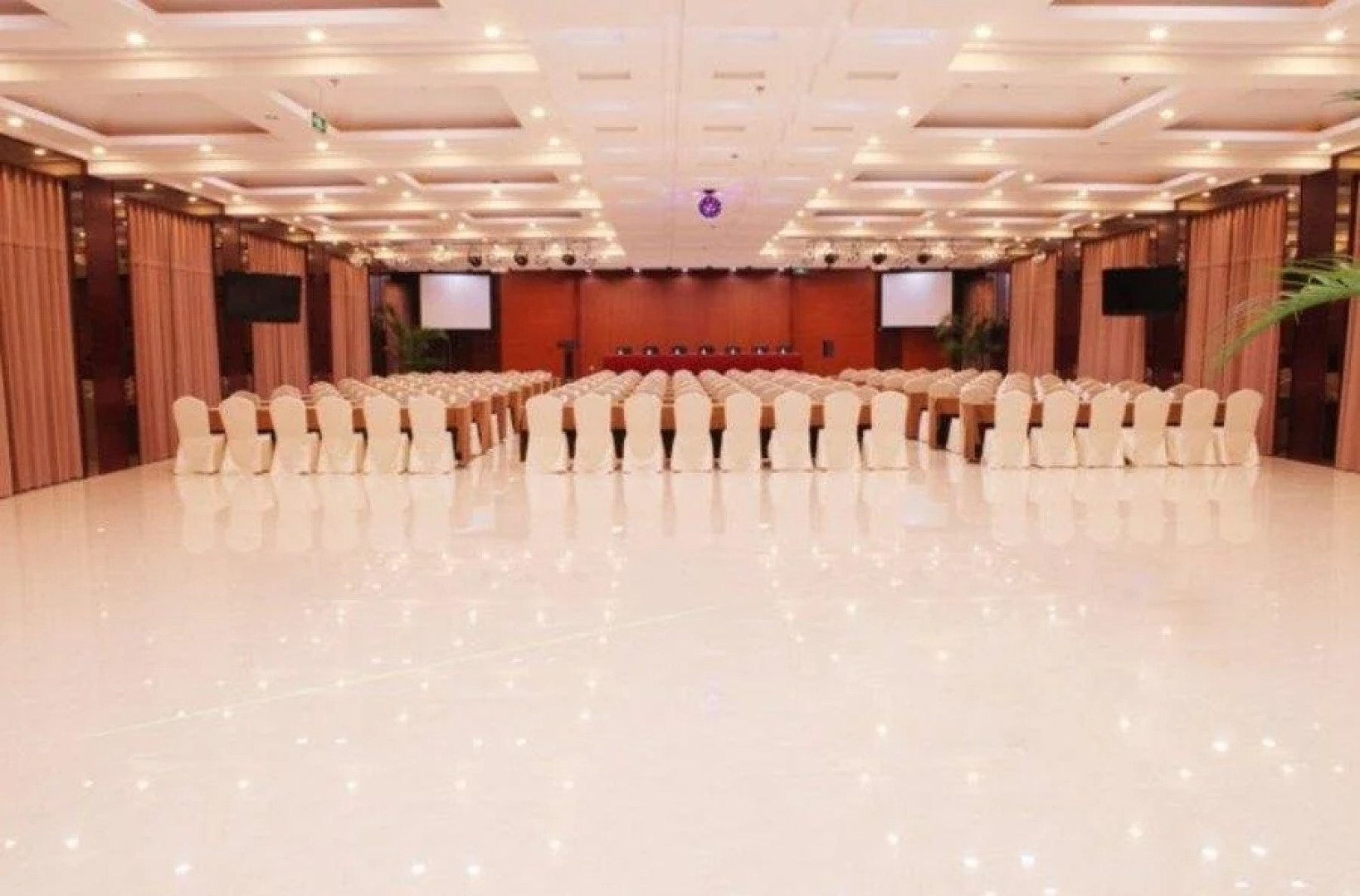 Songyang Tianyuan International Hotel