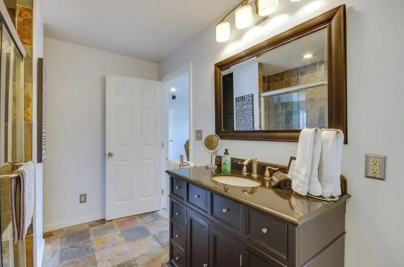 Gravois Mills Home: Boating Vacation!