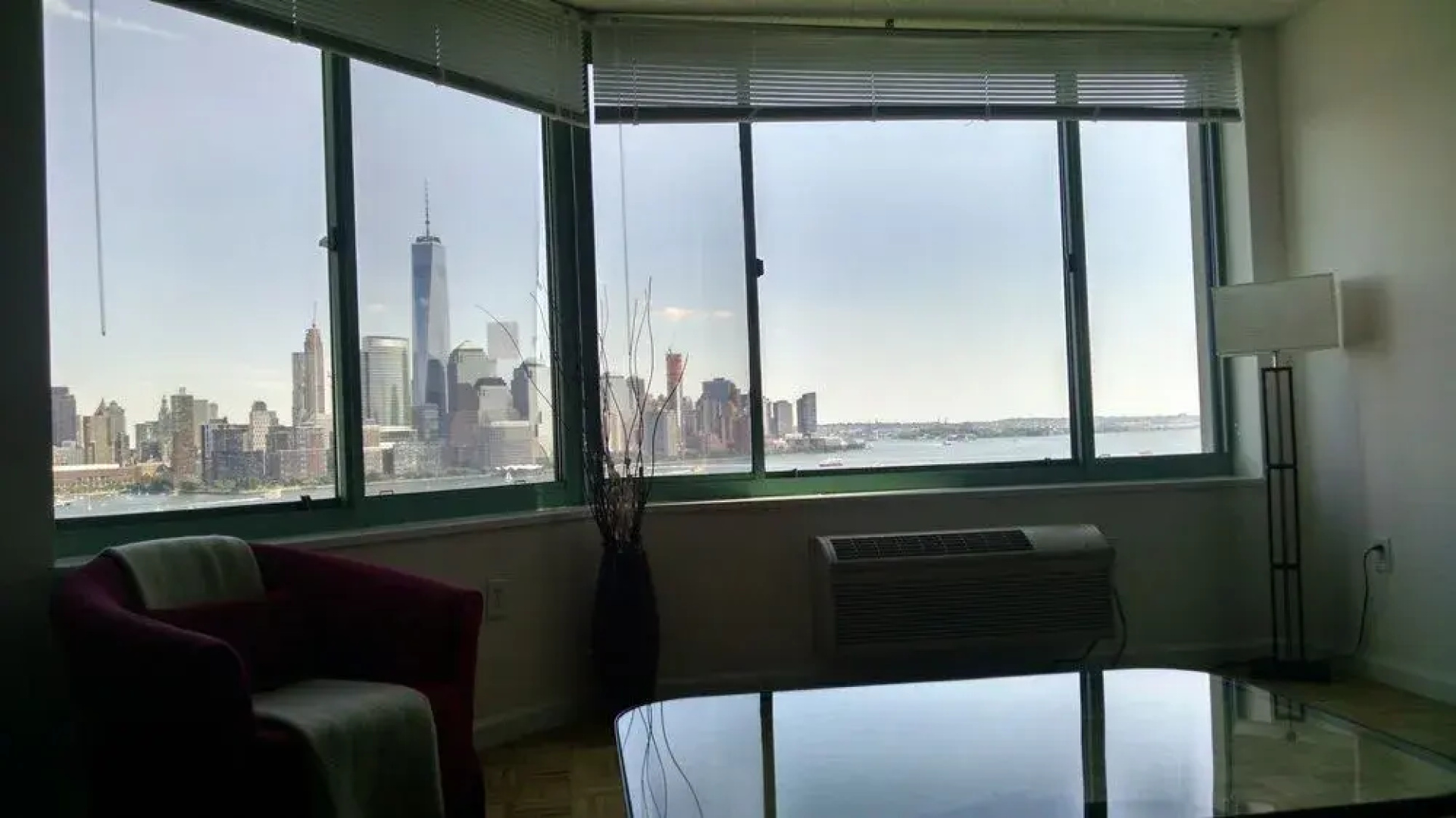 Cesar Suites at River Court