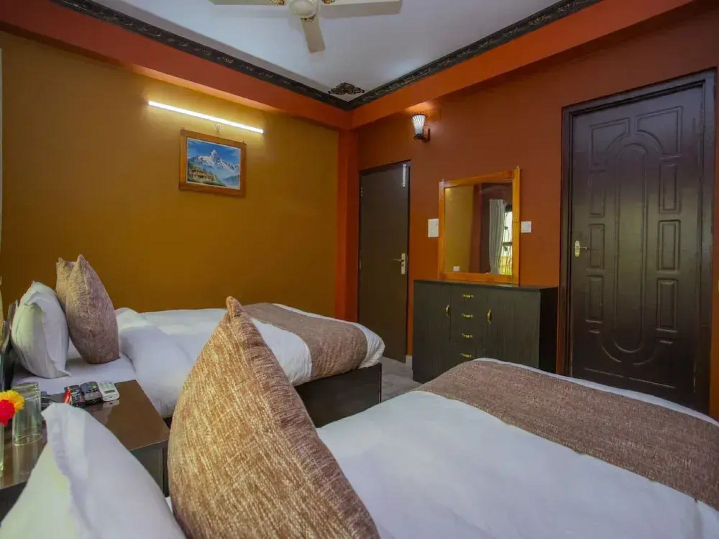 OYO 348 Hotel Park Treasure