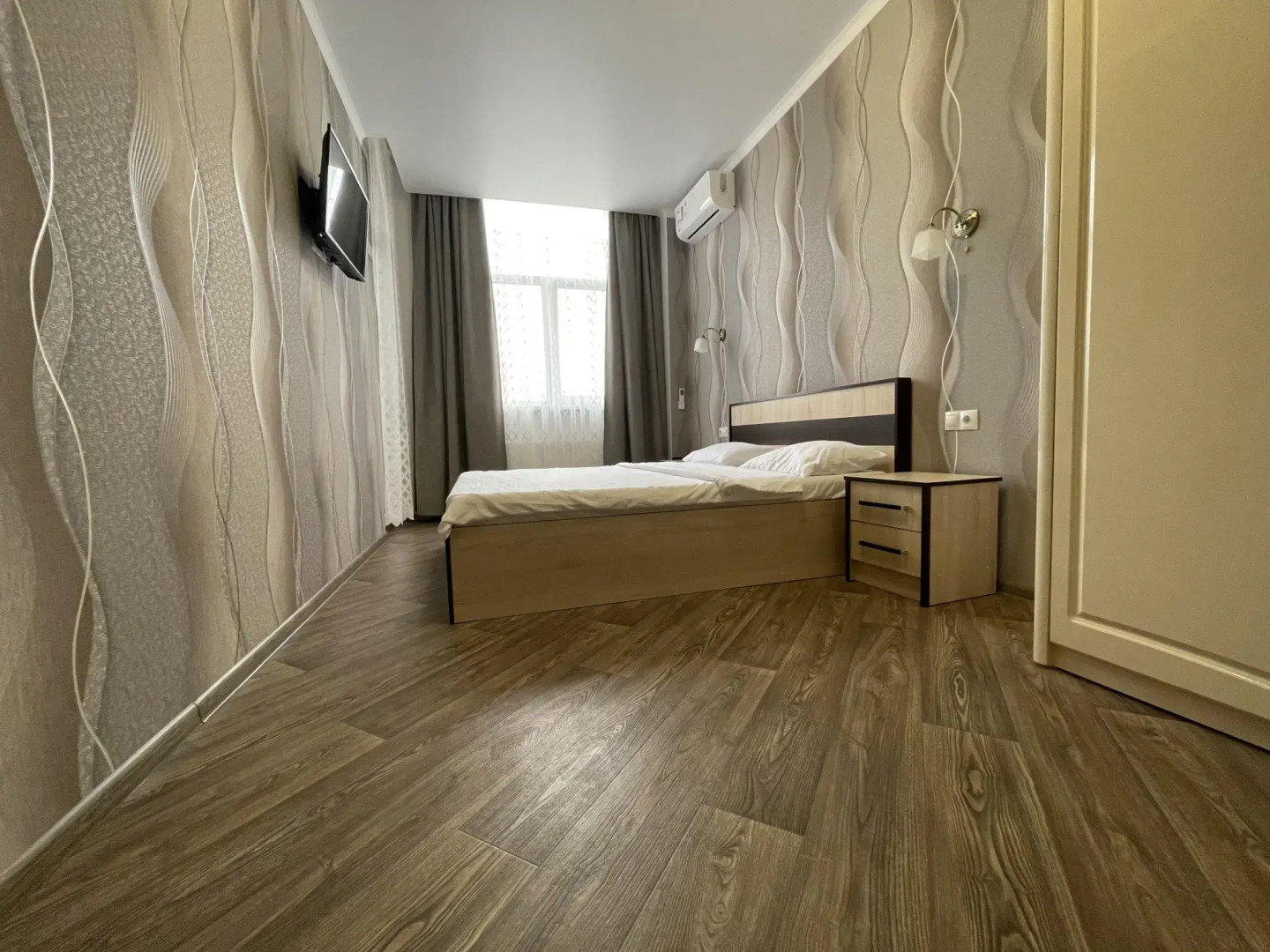 Sofi (Софи) на улице Набережная имени 60-летия СССР