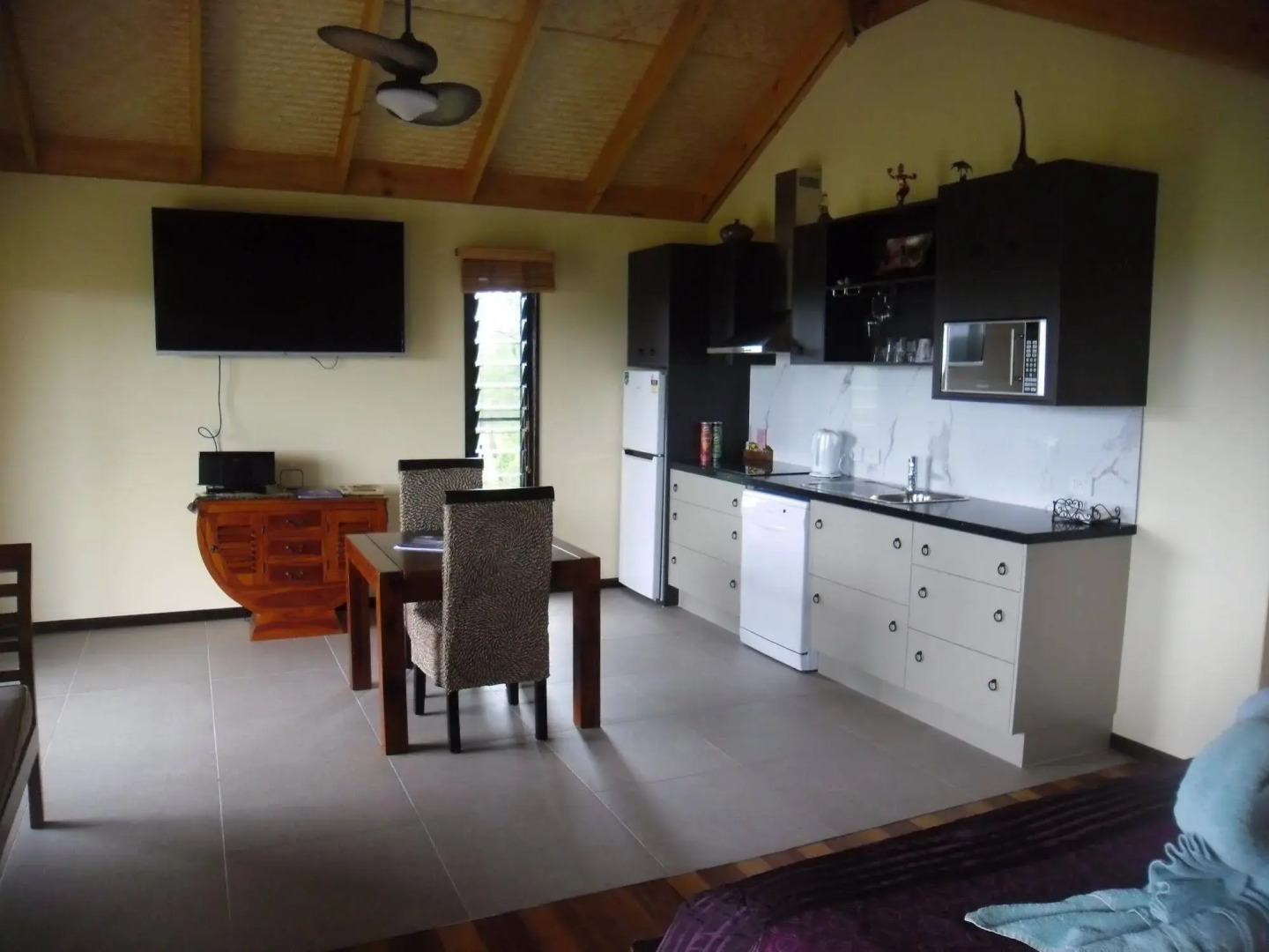 Maleny Tropical Retreat Balinese B&B