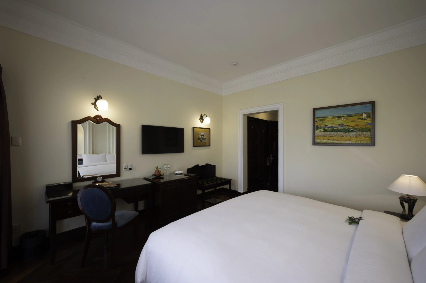 Hotel Majestic Saigon