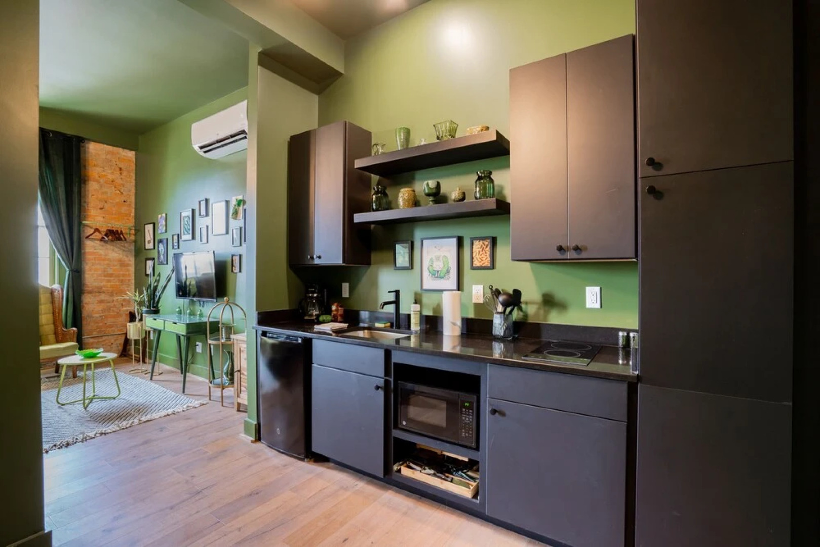 Pickle Factory Hotel