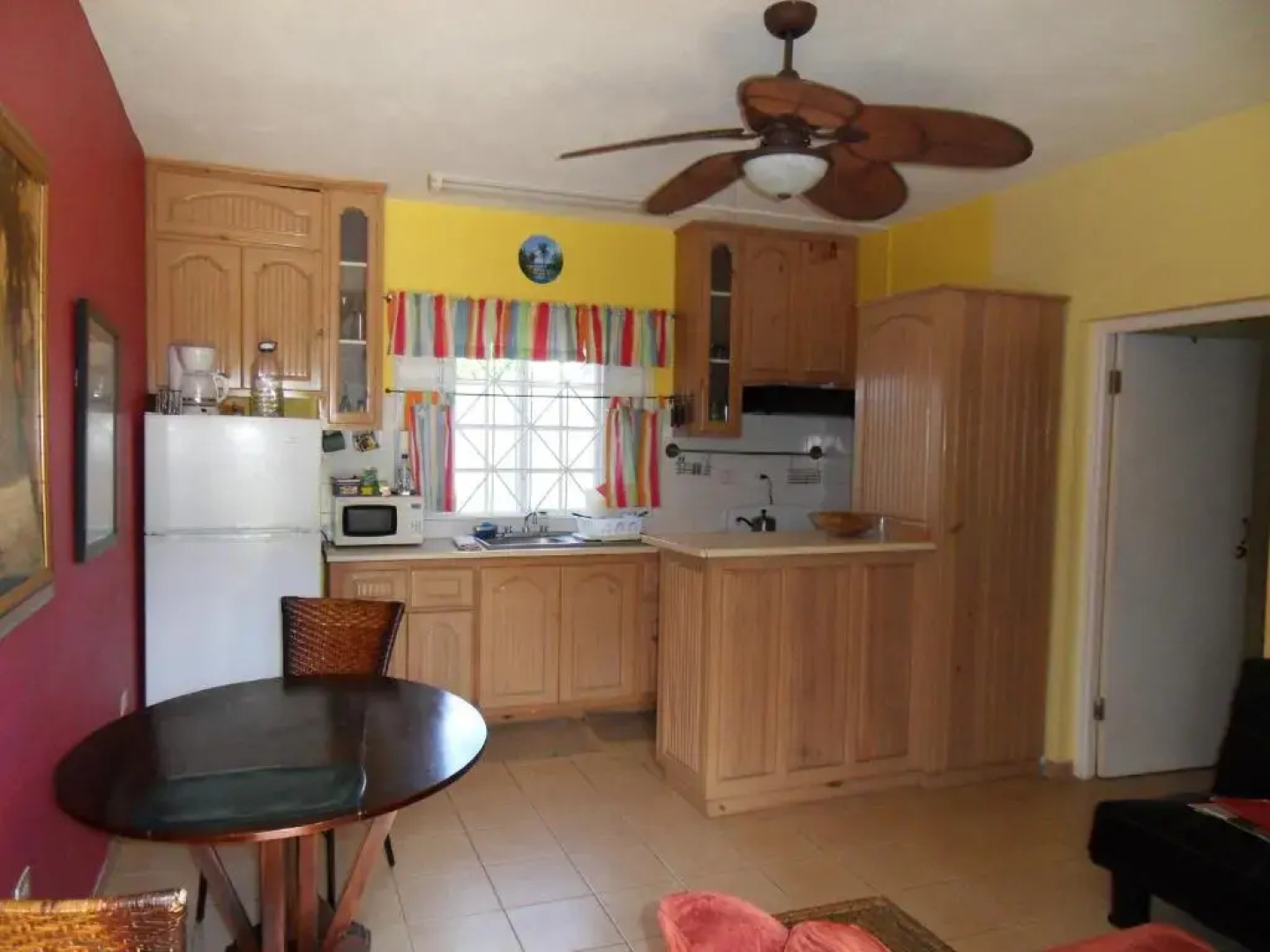 Club Caribbean Court Apartments