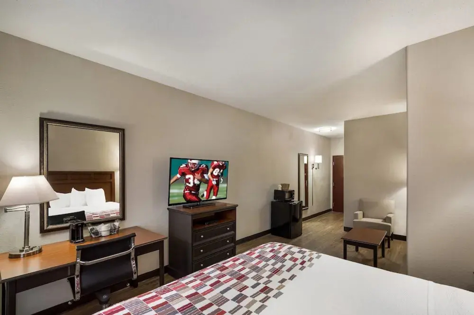 Red Roof Inn & Suites Bloomsburg Mifflinville