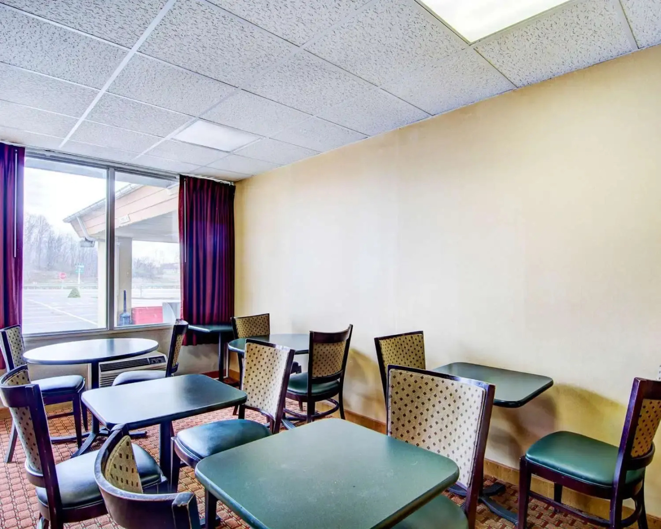 Edyn Hotel By Townhouse Wytheville US 52