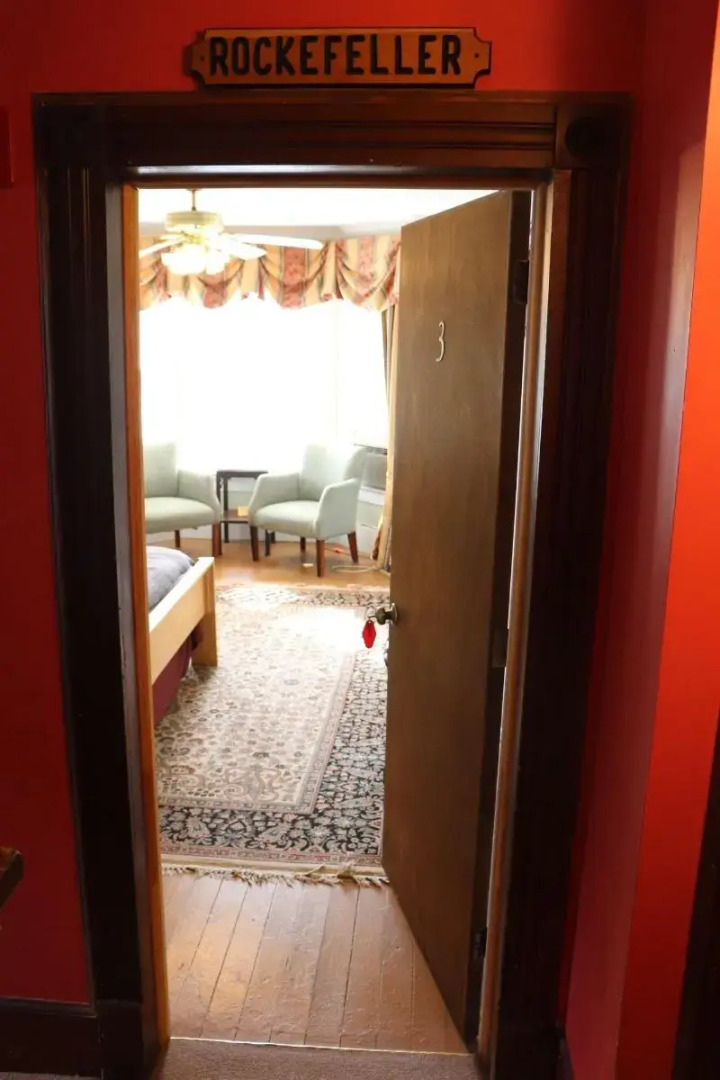 Reynolds House Inn & Motel