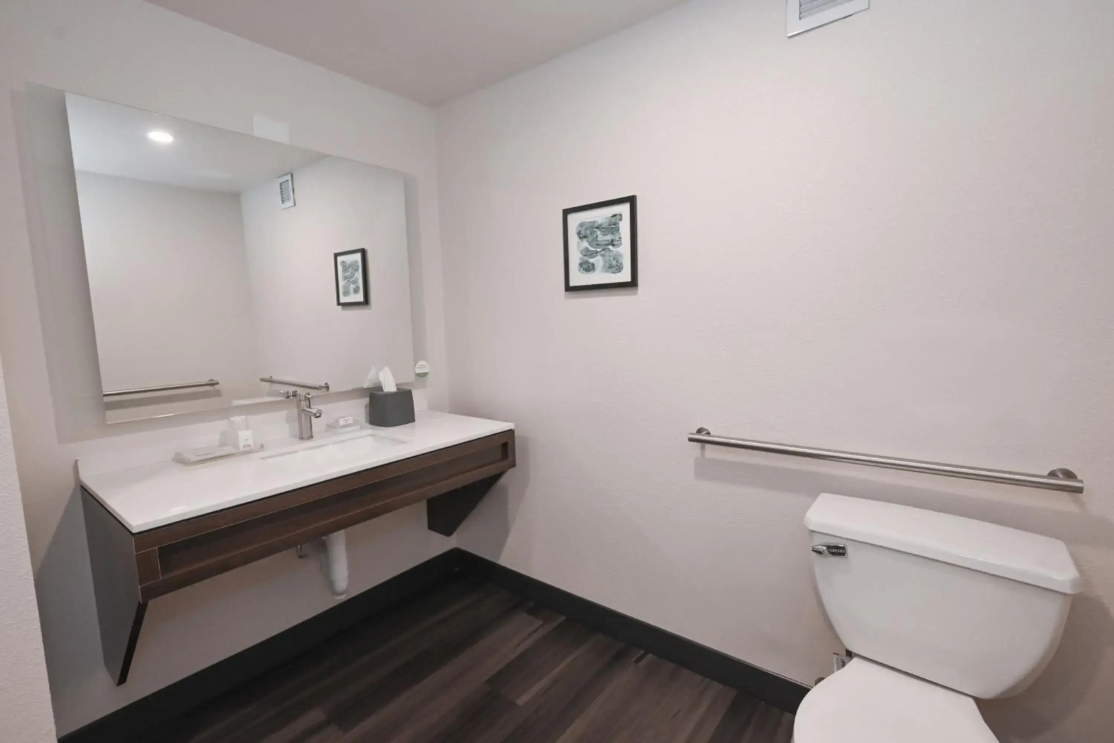 Holiday Inn Cleveland-Mayfield by IHG