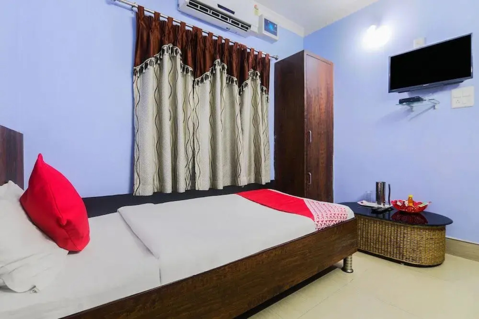 OYO 27675 Hotel Am Palace