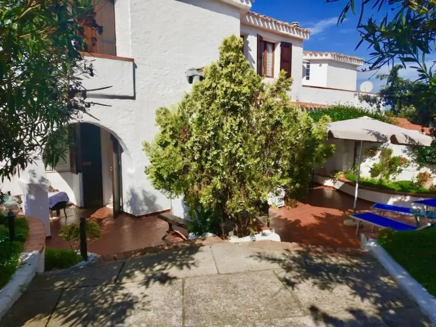 Villa Eden Beach per 8 persone a 50 metri dalla spiaggia con giardino