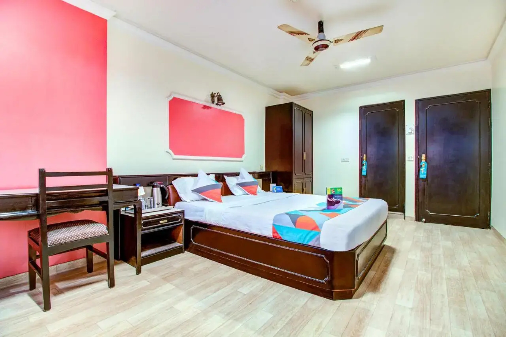 Hotel RutuGandh Heritage