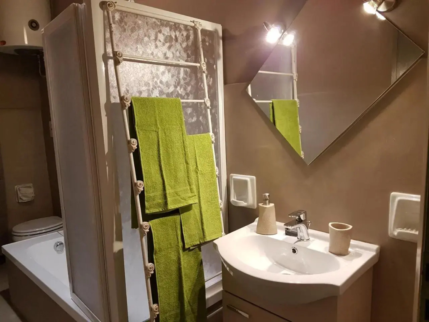 Saint George's House