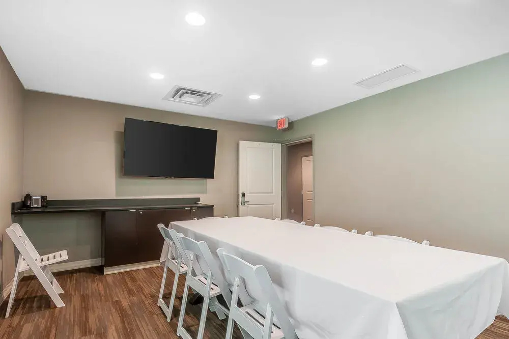 Lakes Inn at Dunvilla