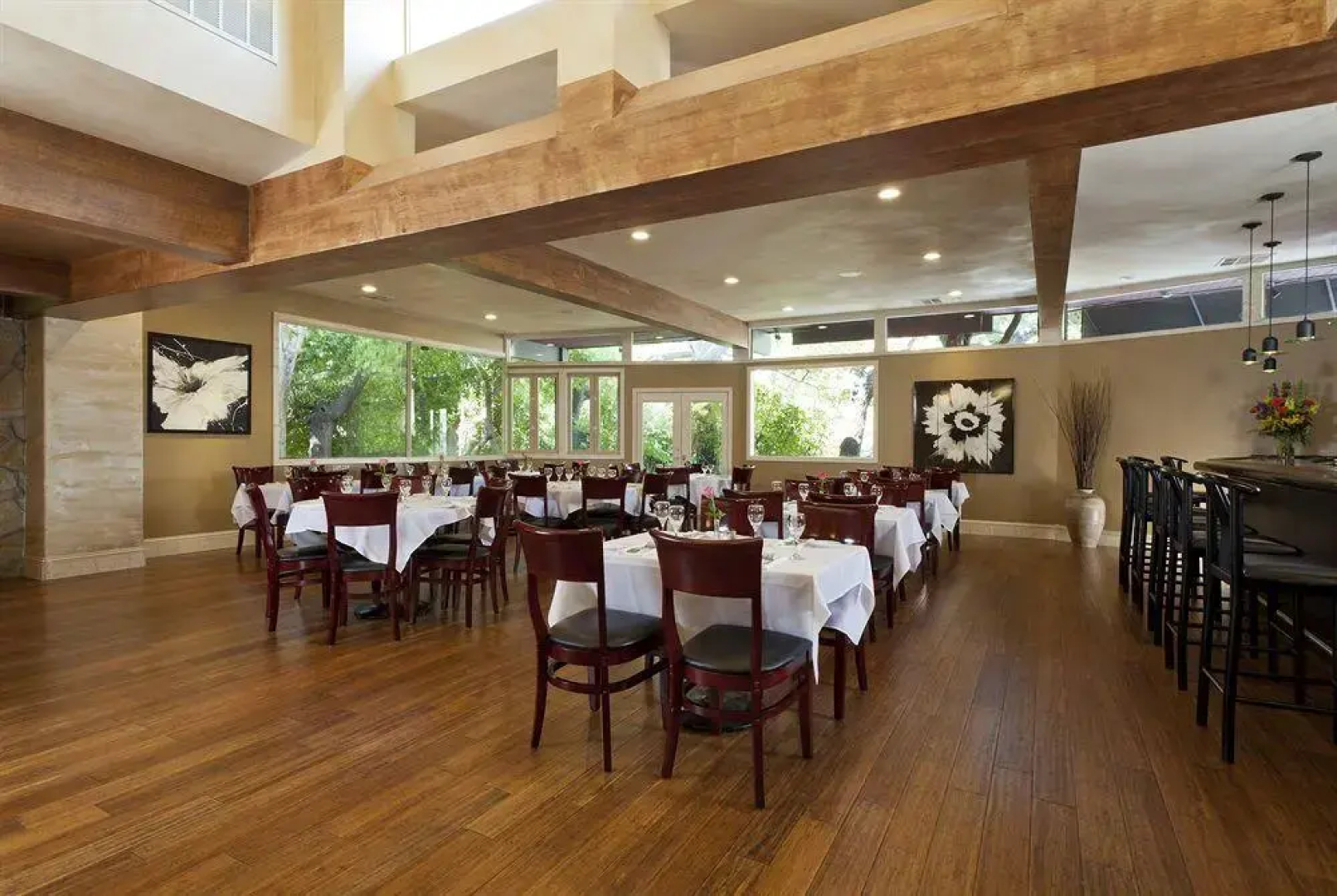 Creekside Inn