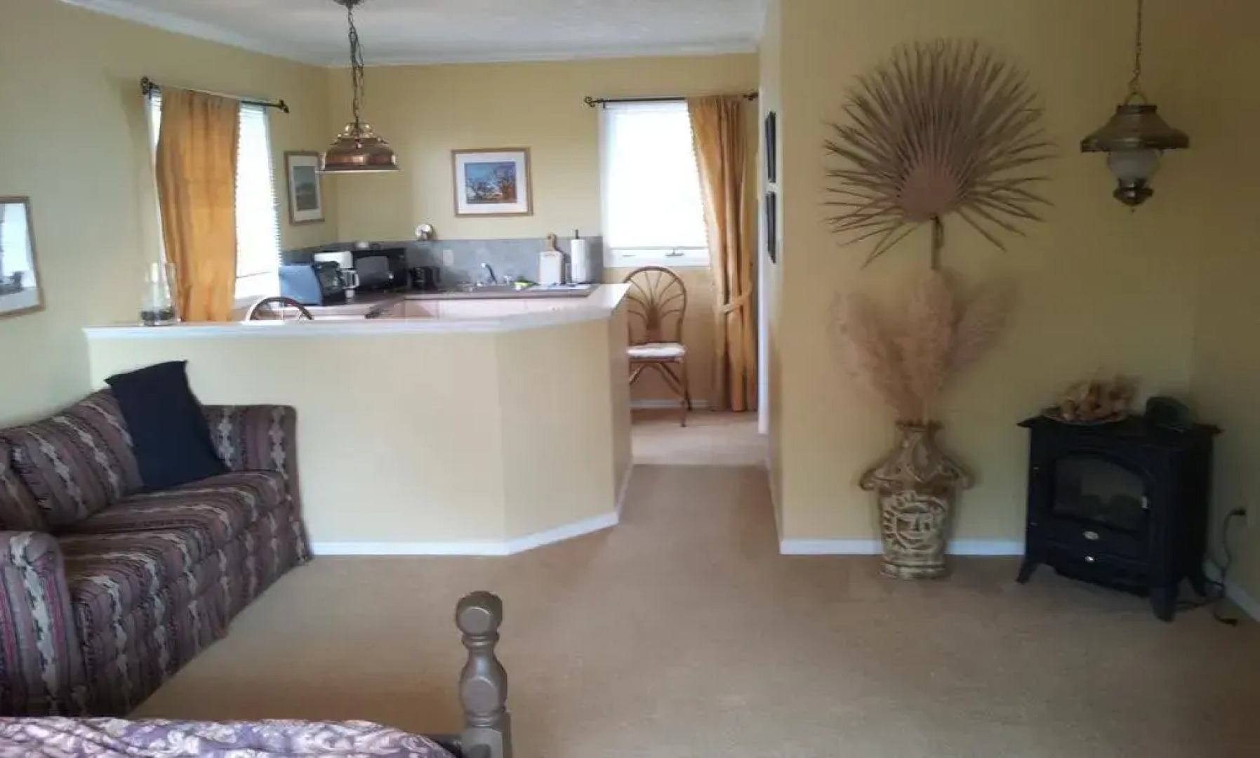 Hemingway's by The Sea