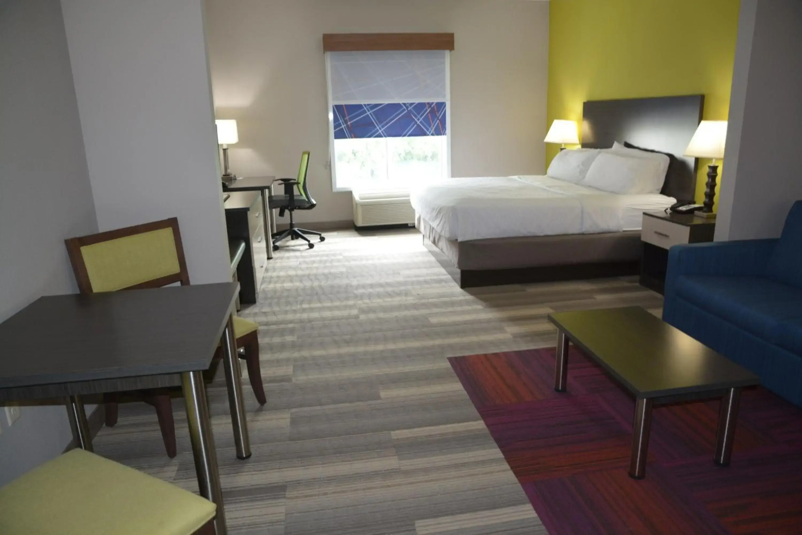 Holiday Inn Express & Suites, Caryville by IHG