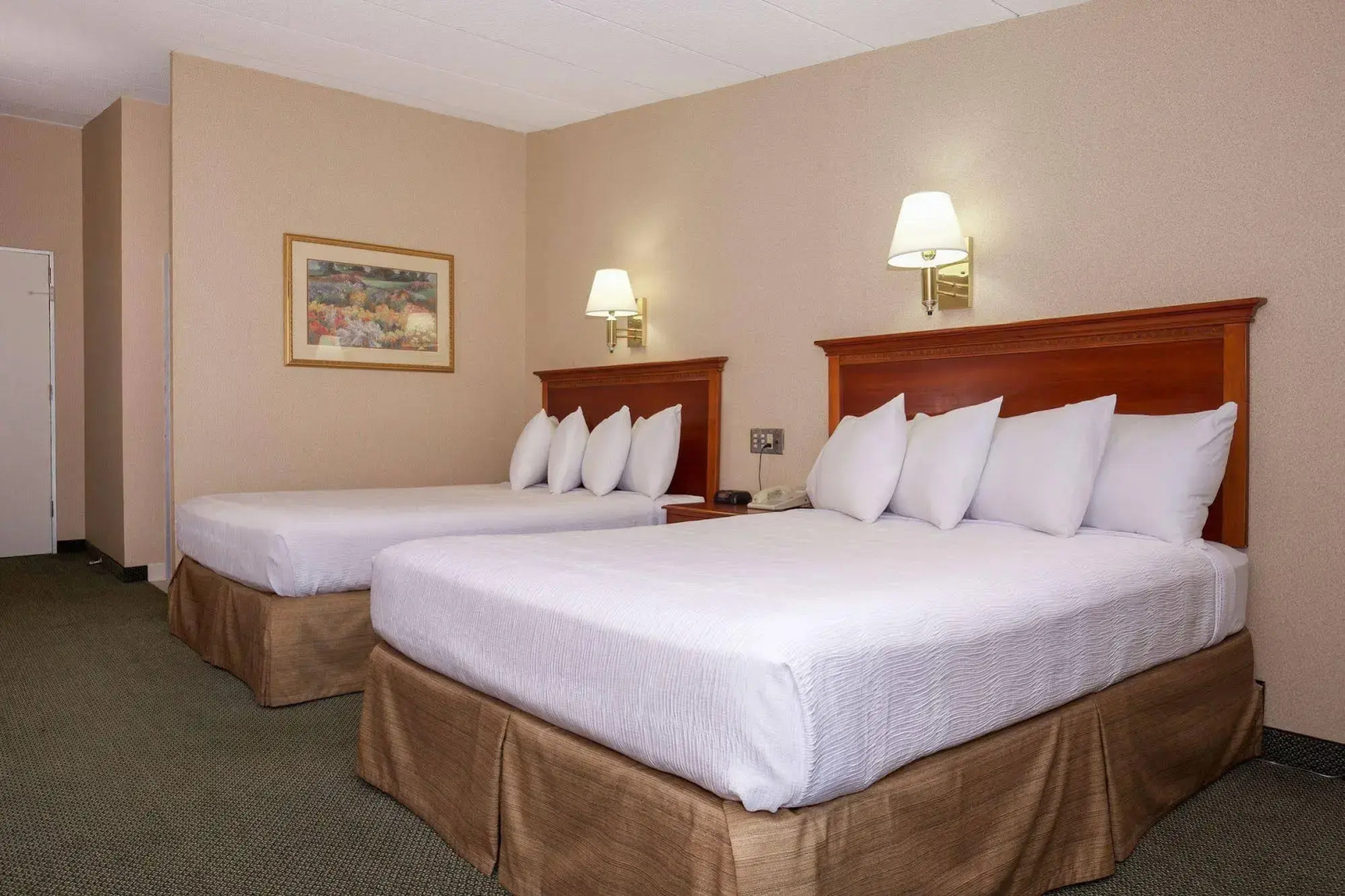 White River Inn and Suites