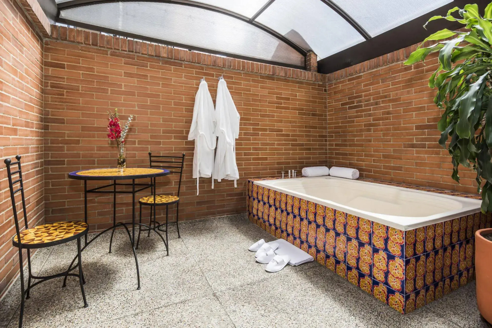 Doubletree By Hilton Bogota Calle 100,Co