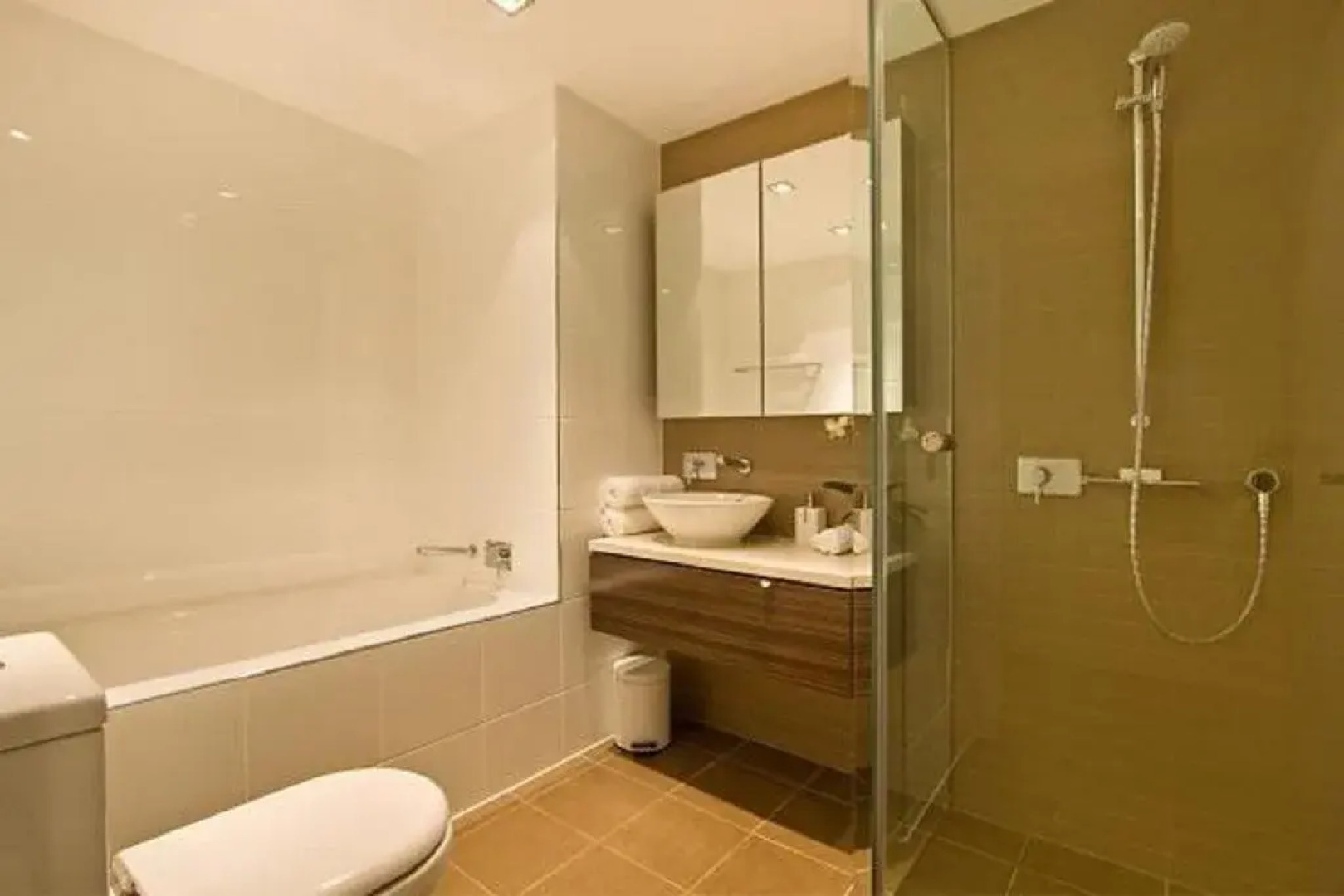 Wharf Escape Holiday Apartments