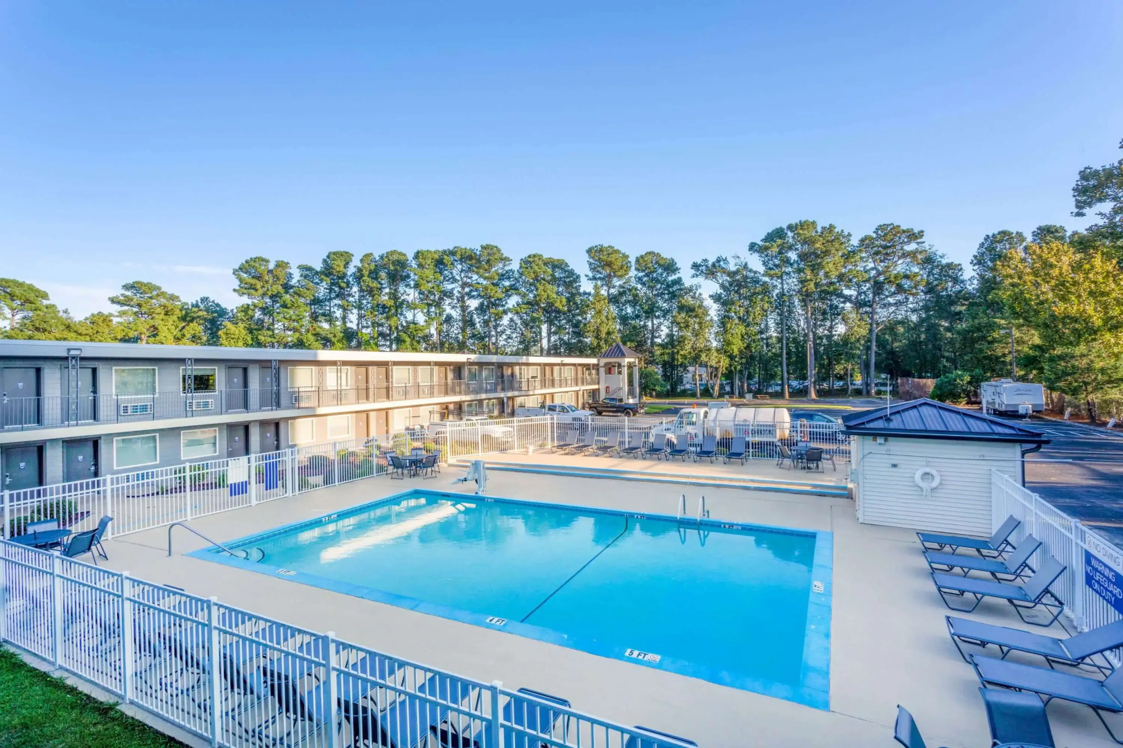 Days Inn by Wyndham Wilmington / University