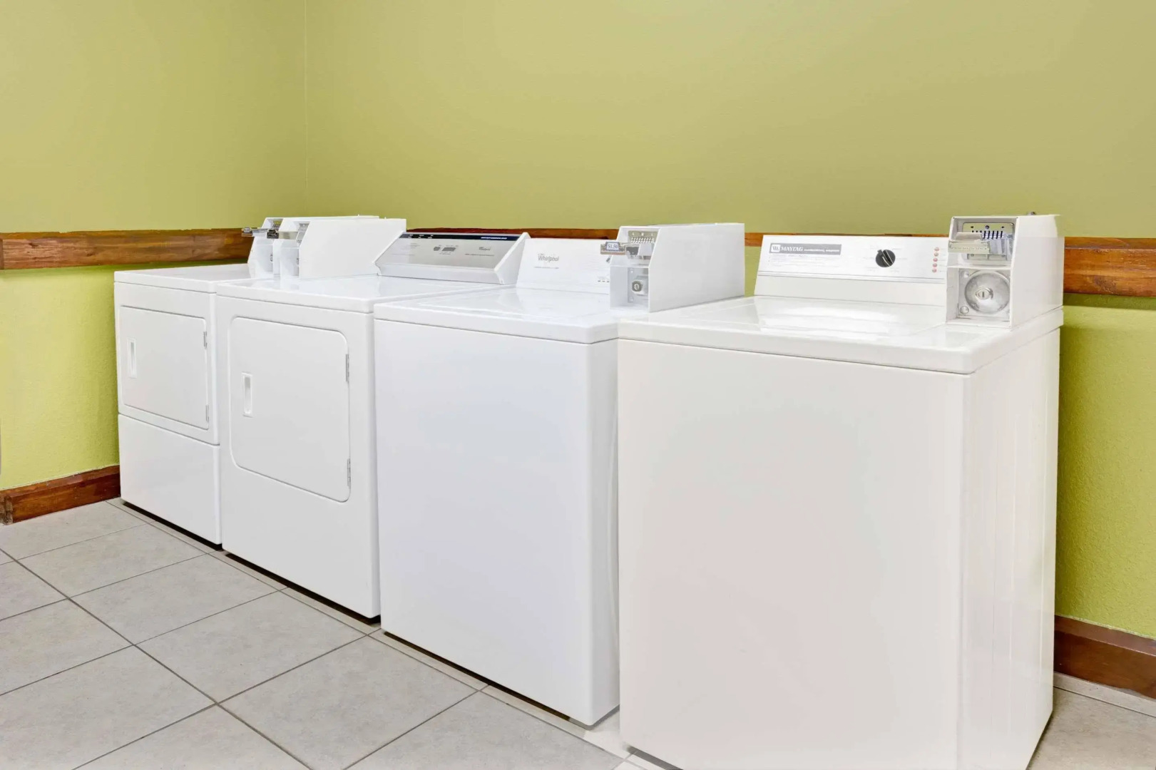 Travelodge By Wyndham Sellersburg