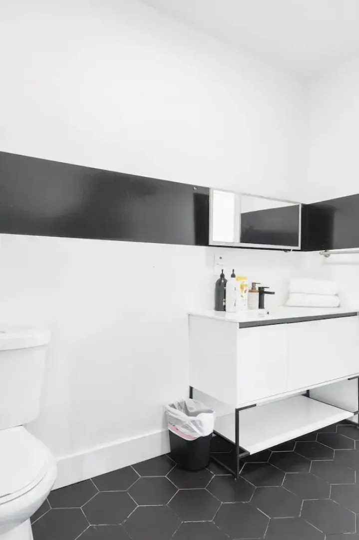 Luxury Studio 30 Mins to Manhattan Evonify