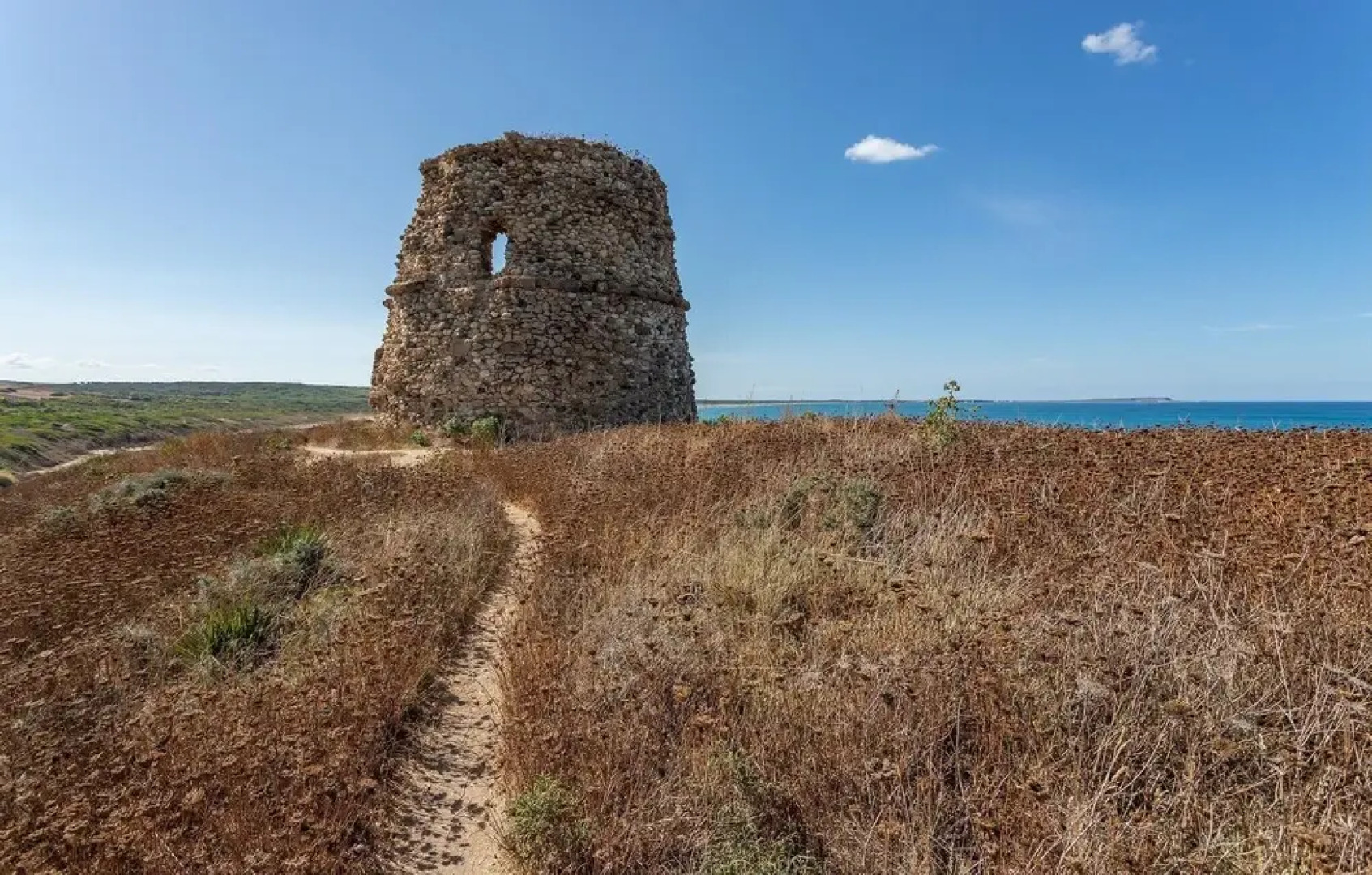 Stunning Apartment in Cuglieri With 2 Bedrooms